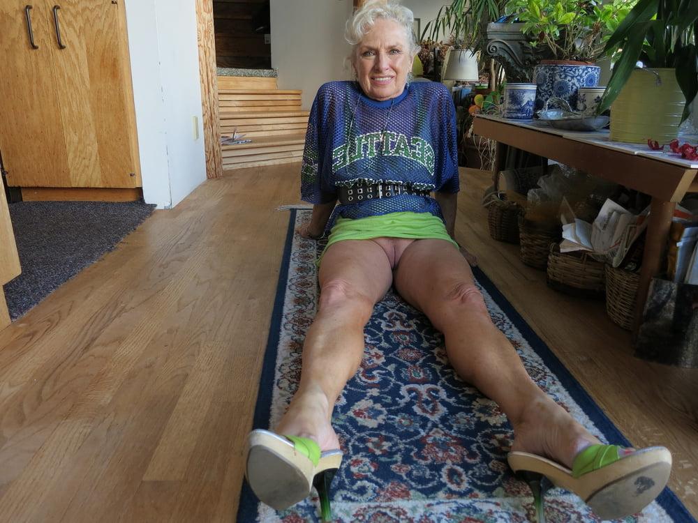 25P Only Hot Grannies And Matures In Solo Mix #7 - GregRotten