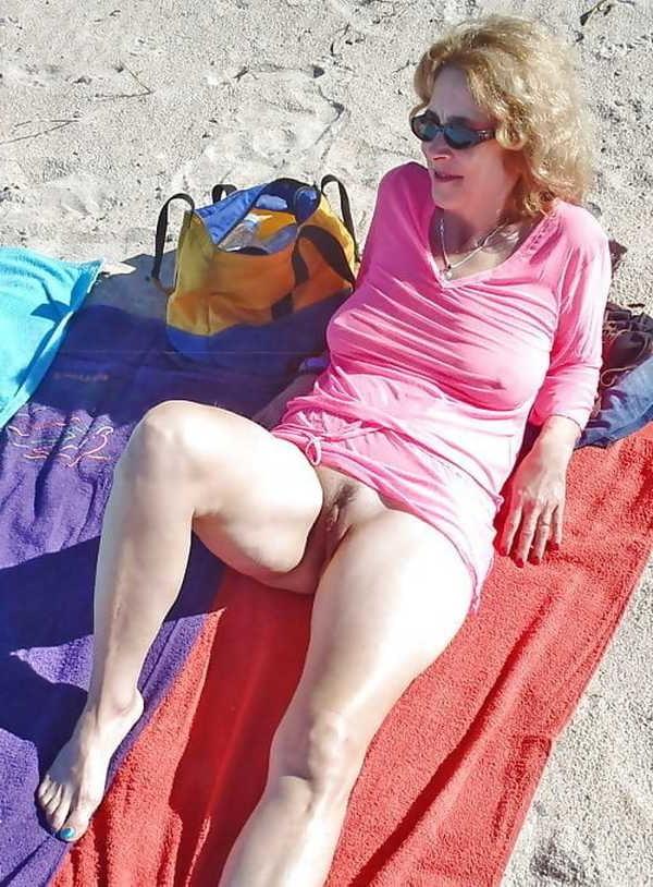 24P From MILF to GILF with Matures in between 256