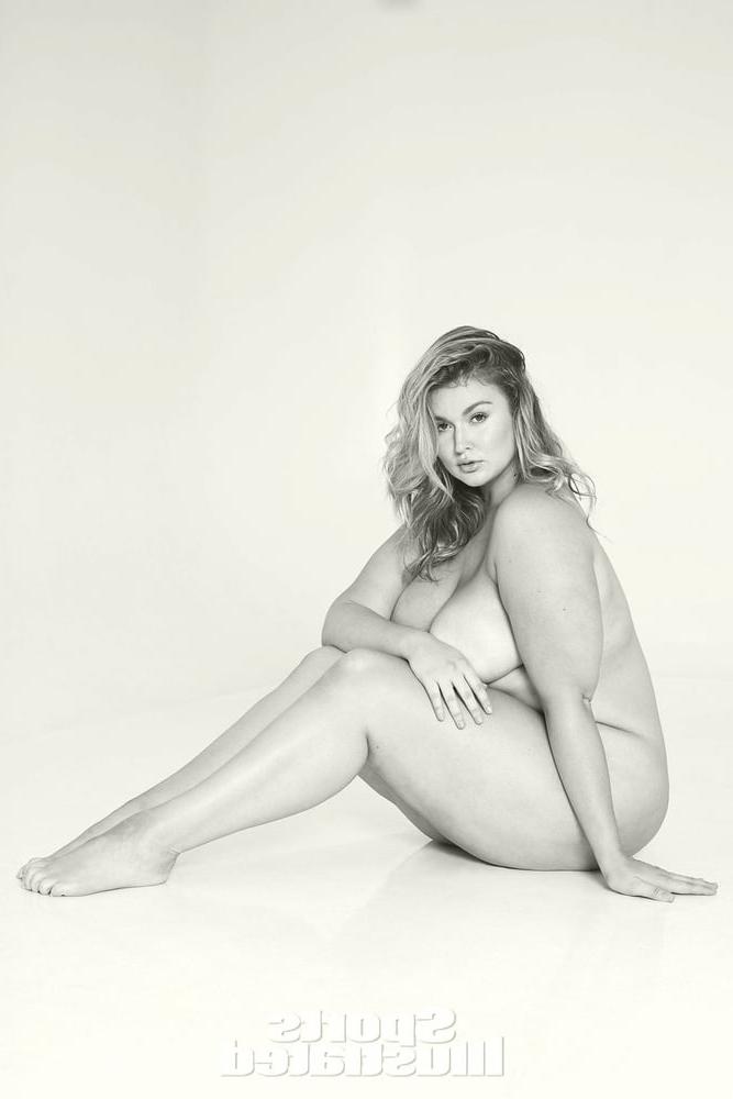 20P Hunter McGrady posing feb 2018