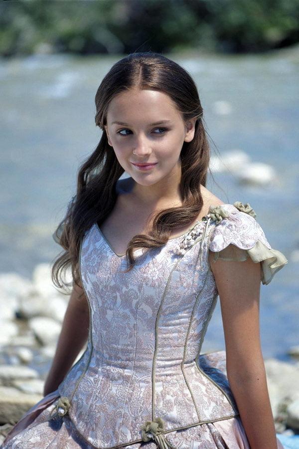 25P Celebrity Hot 250 - #157 Rachael Leigh Cook