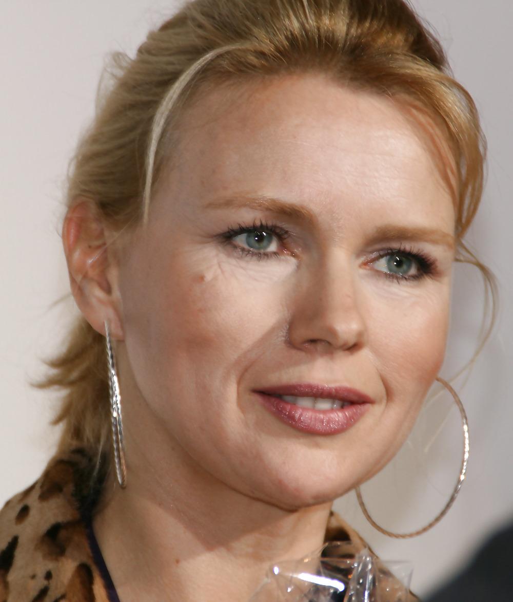 8P Veronica Ferres - All Eyes and Tits