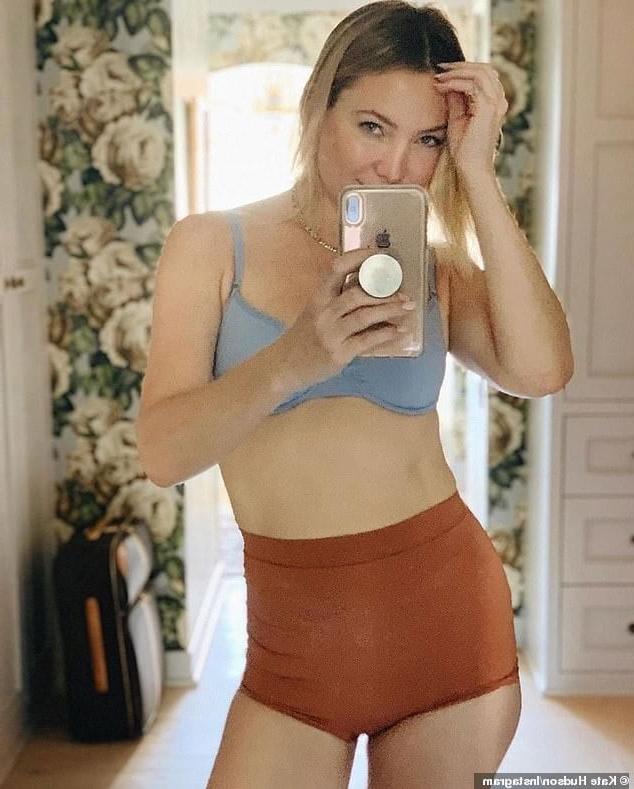 25P Celebrity Hot 250 - #158 Kate Hudson