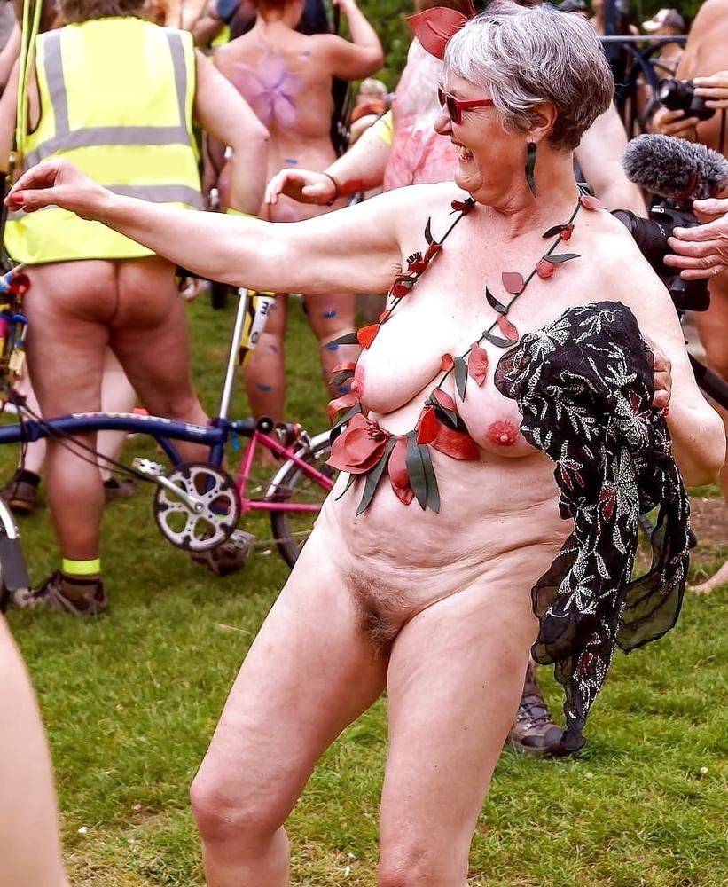 25P Only Hot Grannies And Matures In Solo Mix #4 - GregRotten