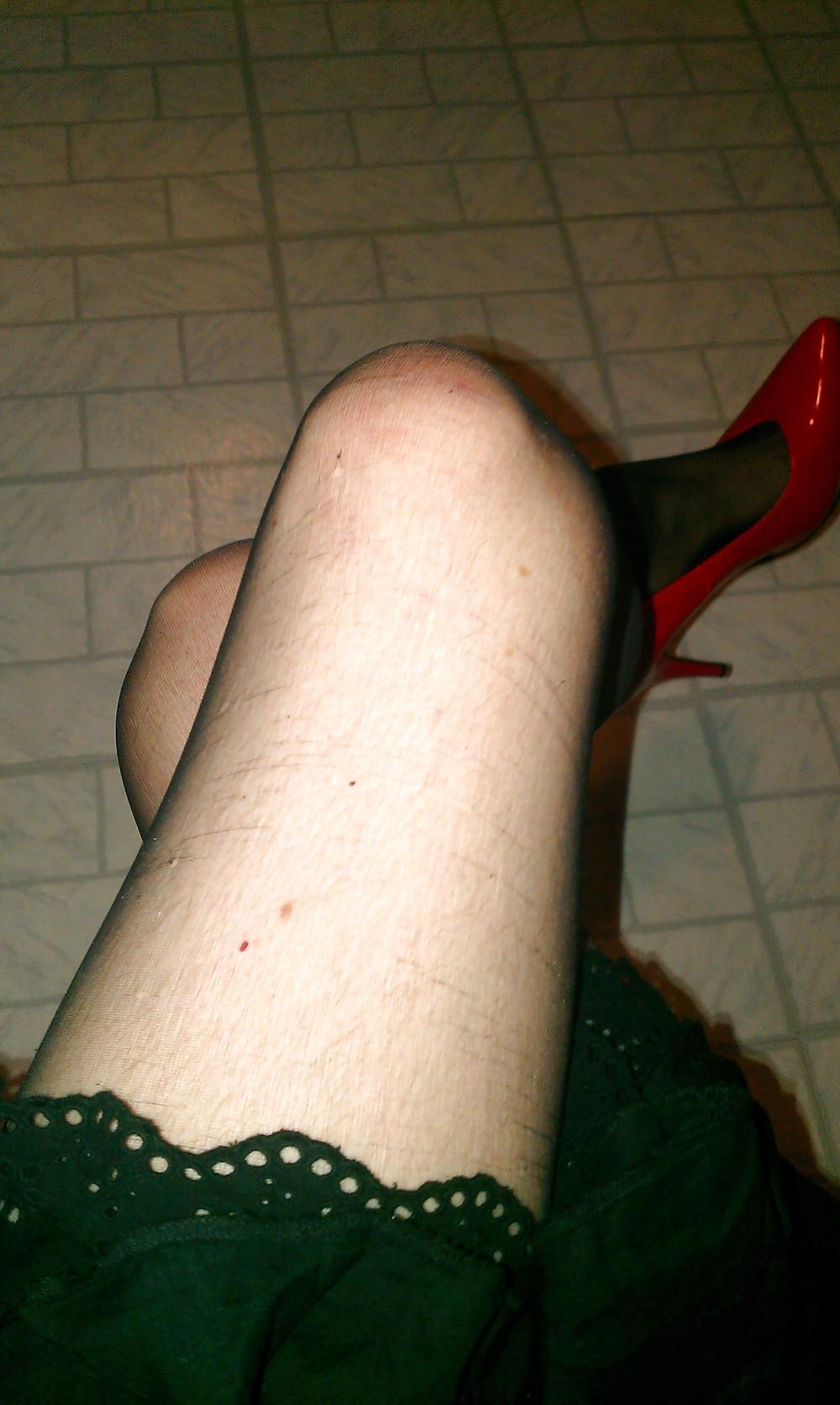 22P Me crossdressing stockings n spike heels