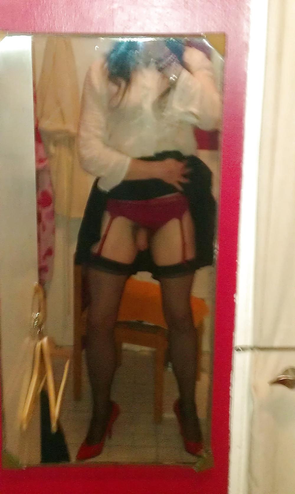 22P Me crossdressing stockings n spike heels