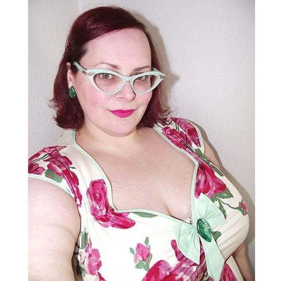25P Pretty BBWs and fatties from fashion blogs #3