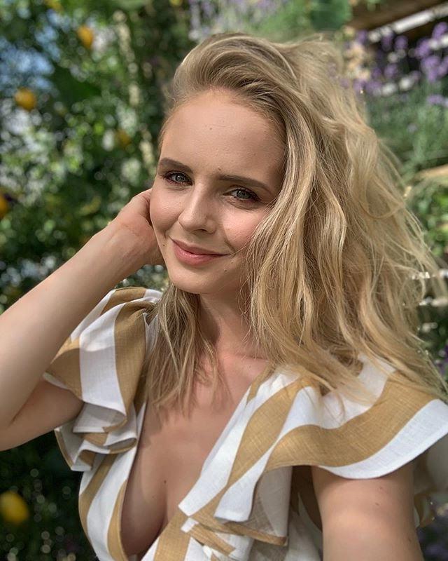 25P Olga Kalicka Polish Celeb Actress