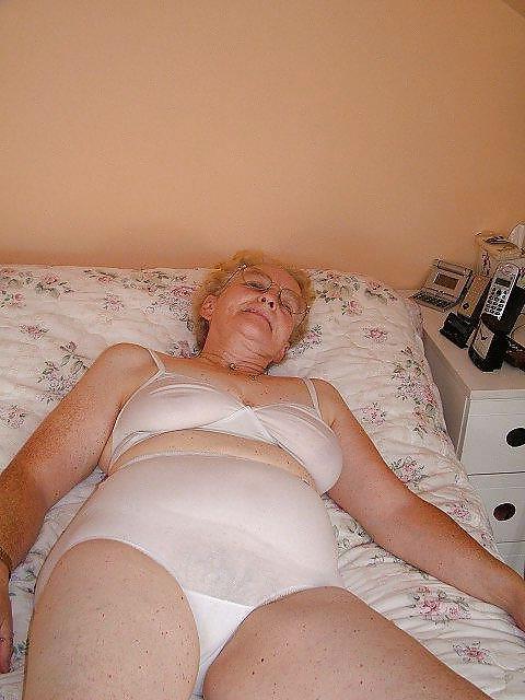 19P Mature-BBW-Ladies 190