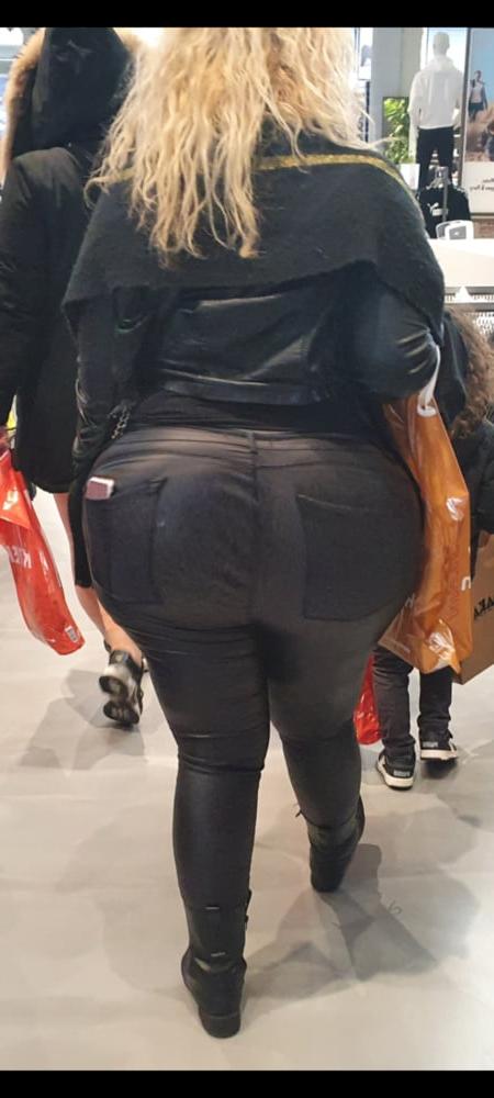 13P Mature ass
