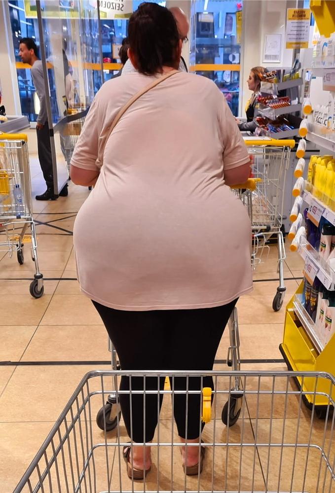 13P Mature ass