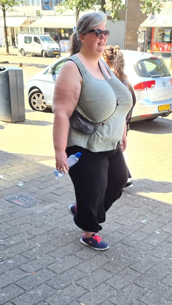 13P Mature ass