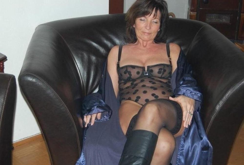 25P brunette gilf
