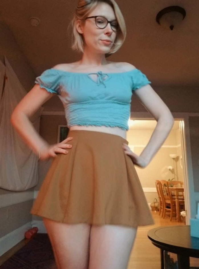 16P SDRUWS2 - EUROPEAN   BLONDE EXHIBITIONIST MILF