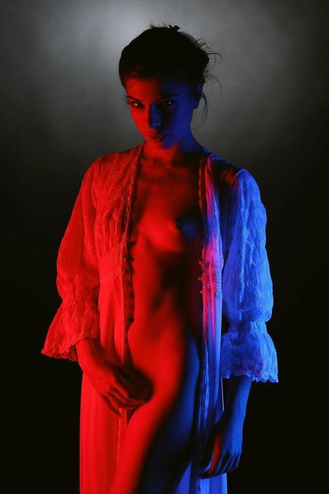 25P Chiara Bianchino posing naked march 2018