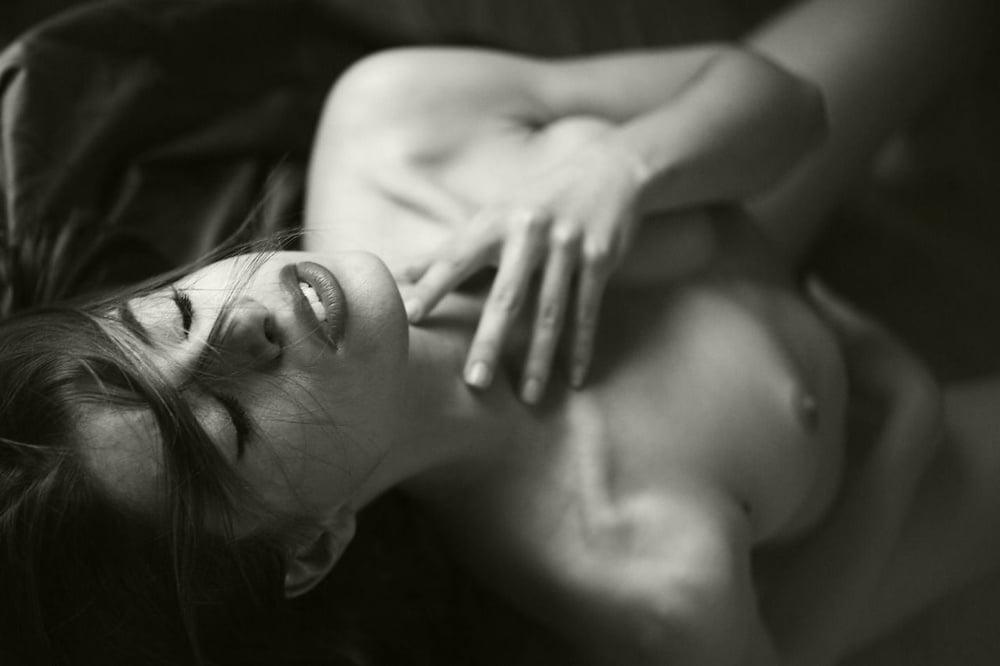 25P Chiara Bianchino posing naked march 2018