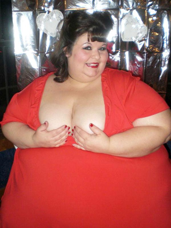 25P DON'T KNOW WHO SHE IS BUT...11