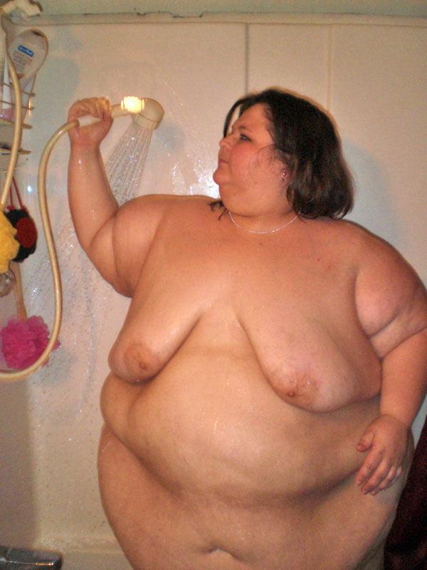 25P DON'T KNOW WHO SHE IS BUT...11