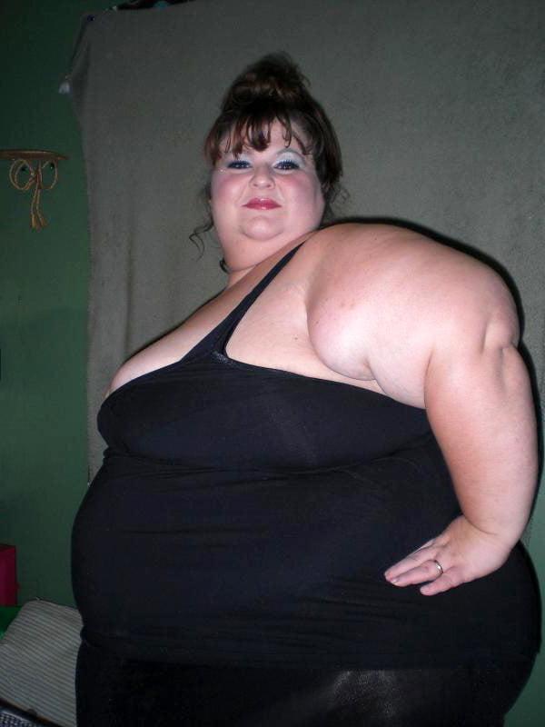 25P DON'T KNOW WHO SHE IS BUT...11