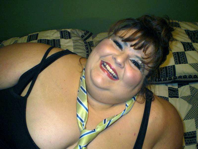 25P DON'T KNOW WHO SHE IS BUT...11