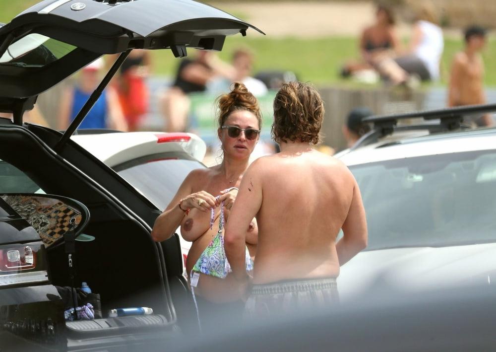 8P Camilla Francks topless and pregnant Bondi beach jan 2018