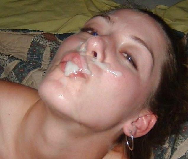 25P Mature moms and wives posing and being used