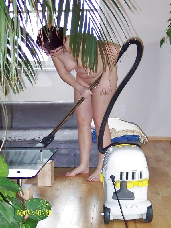 25P OMG...SHE IS SO DAMN SEXY AND HORNY