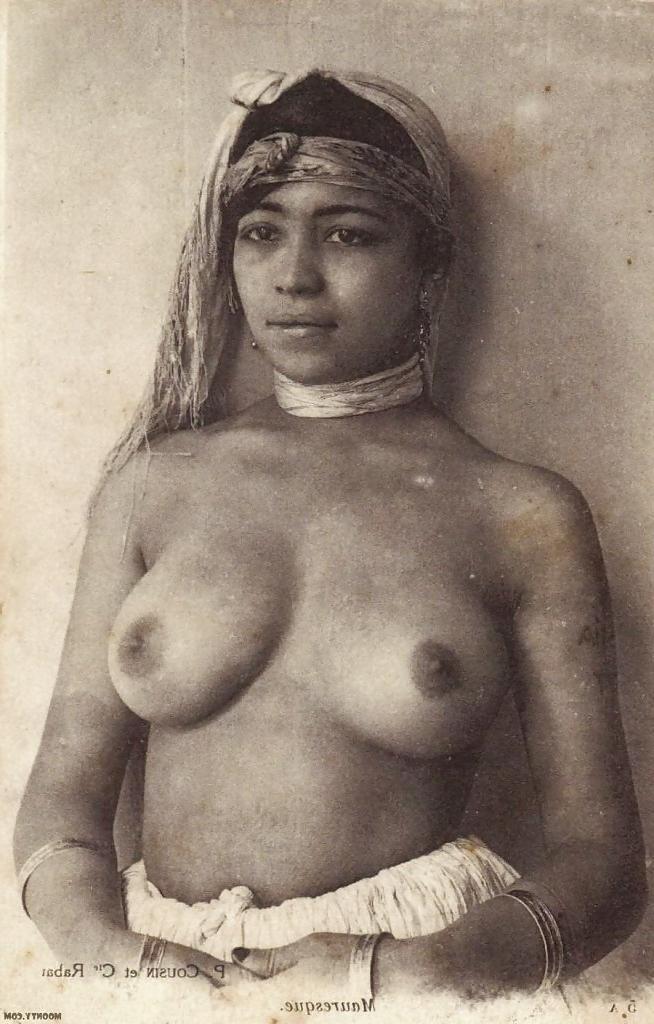 6P Vintage Arab