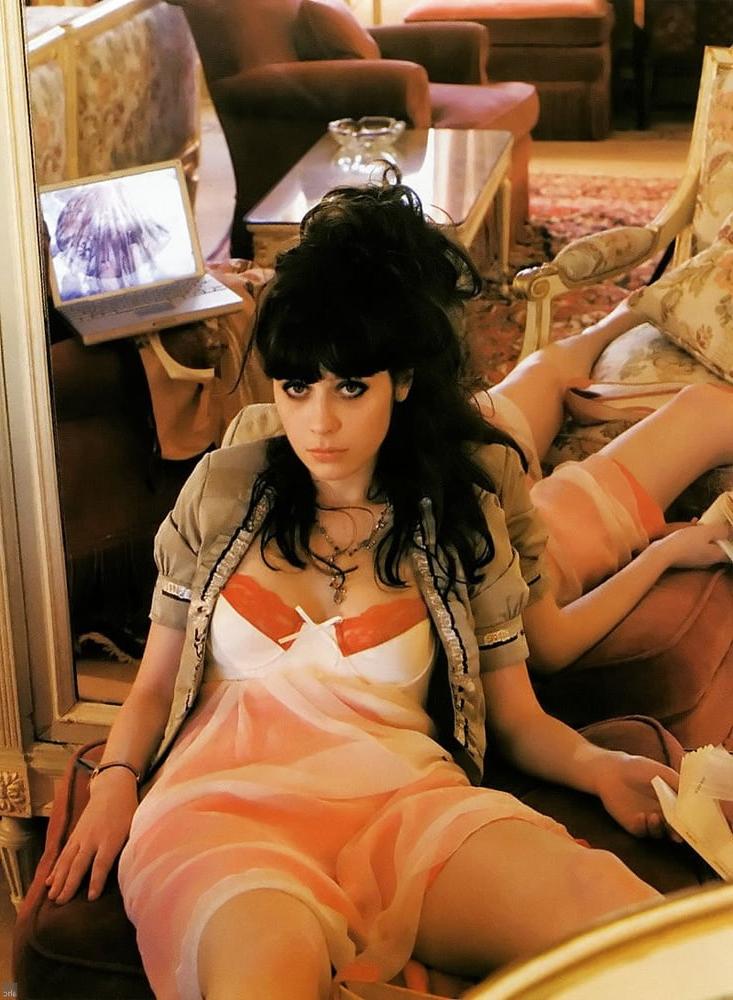 25P Celebrity Hot 250 - #164 Zooey Deschanel