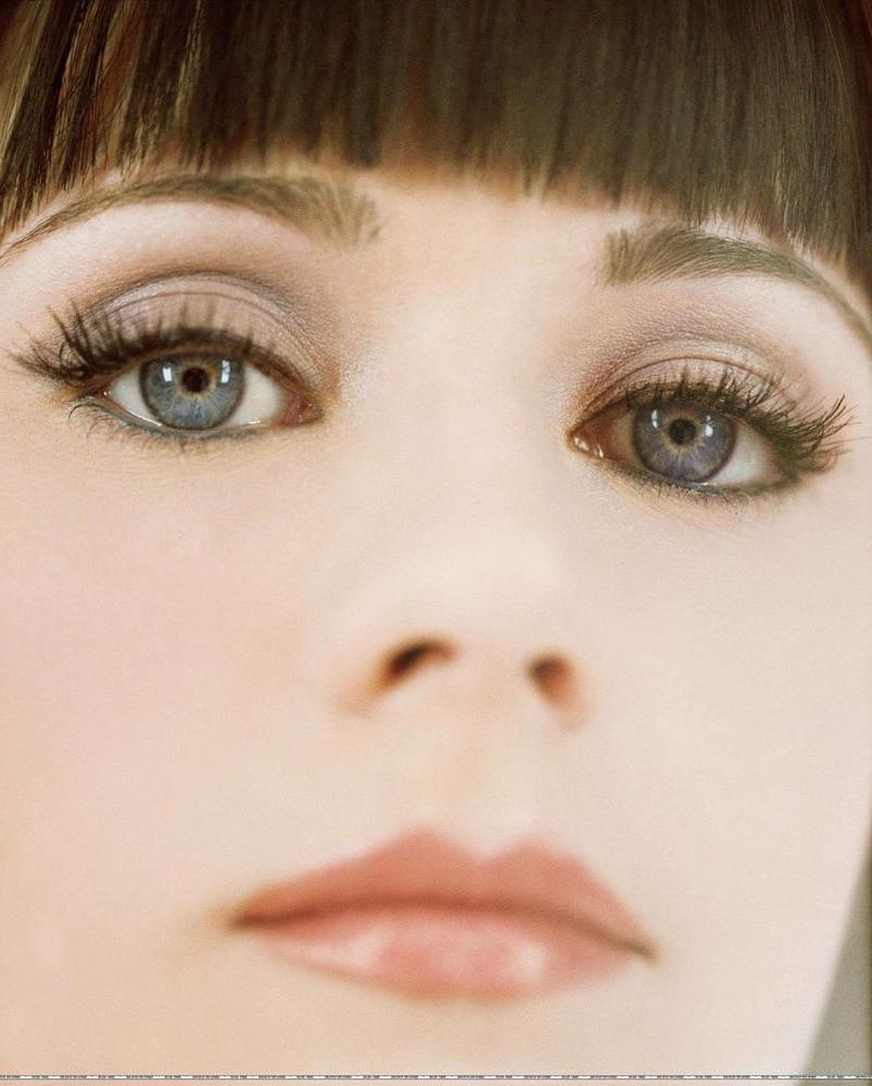 25P Celebrity Hot 250 - #164 Zooey Deschanel
