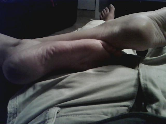 17P Cuban feet 
