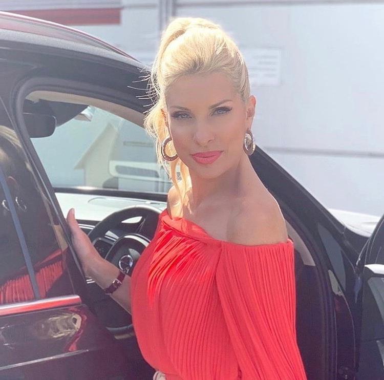 25P Greek Celebrity Menegai vol2