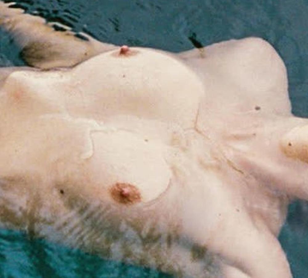 9P Bailee Mykell pool july 2018
