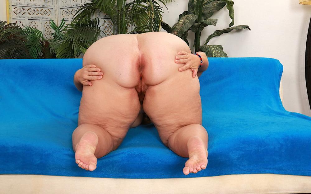 25P Mature BBW #14