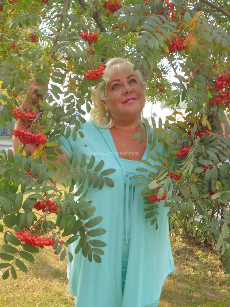 12P Rita. 48 years