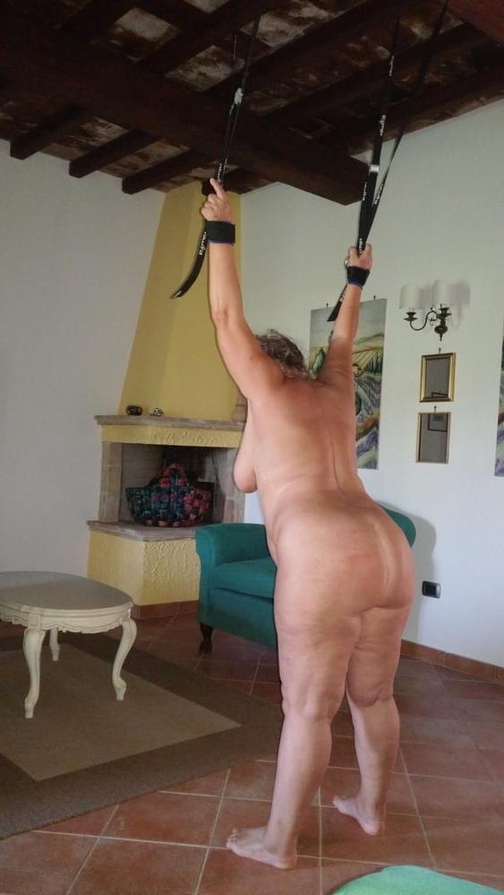 25P MATURE SEXSLAVES 67