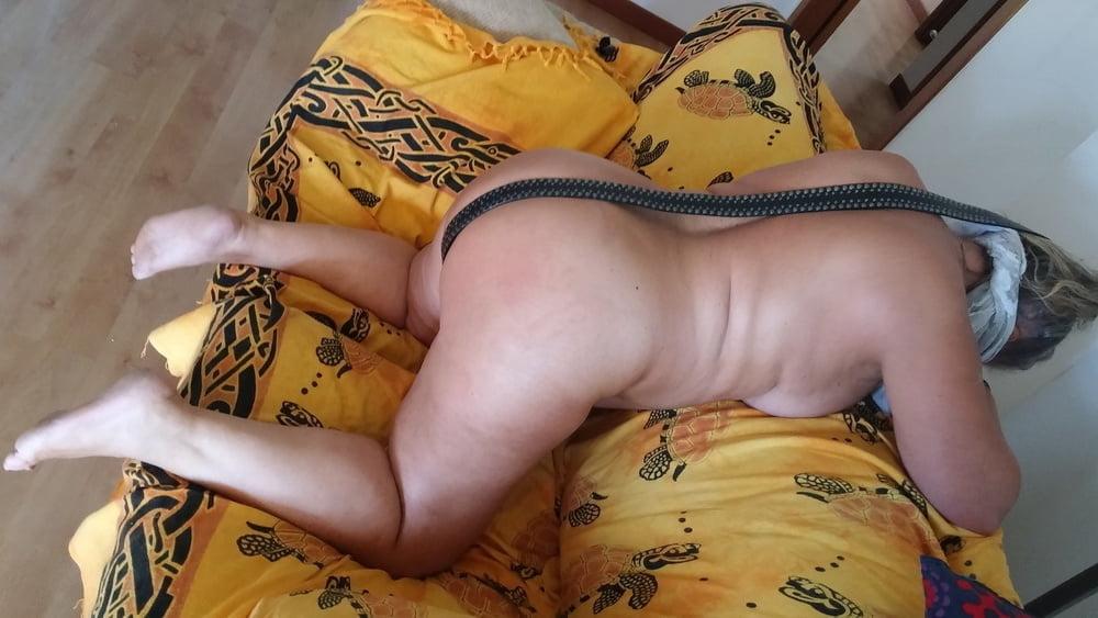 25P MATURE SEXSLAVES 67