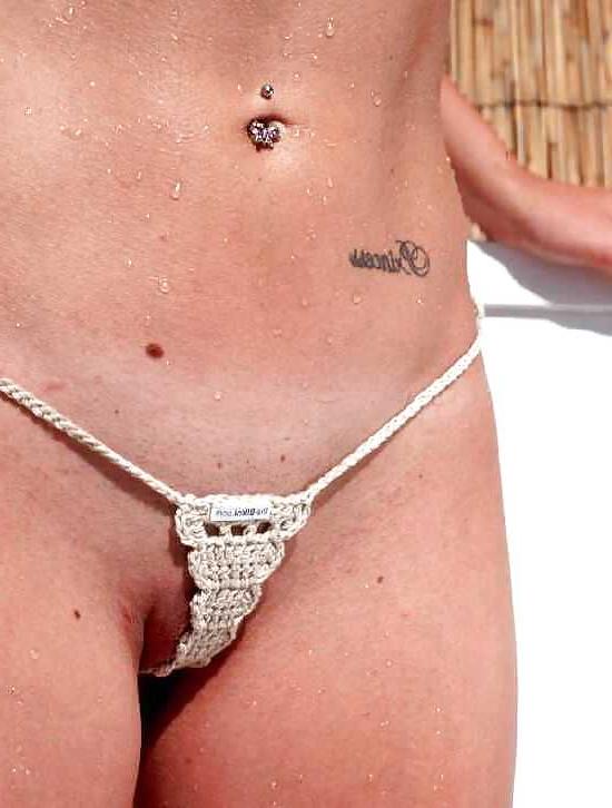 25P Extreme string & bikini