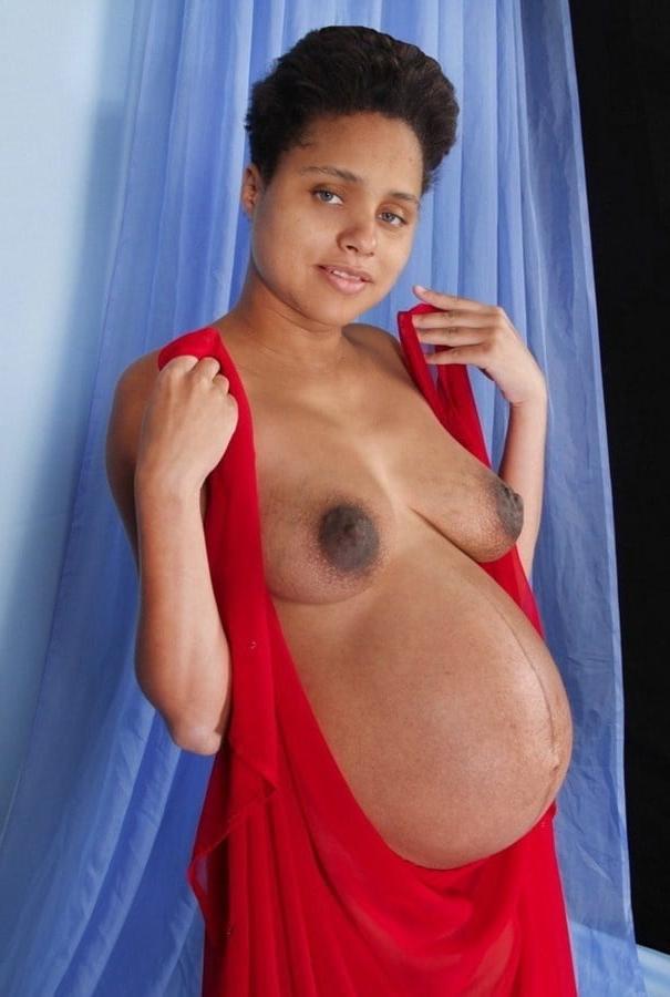 25P Pregnant and Still Sexy 158