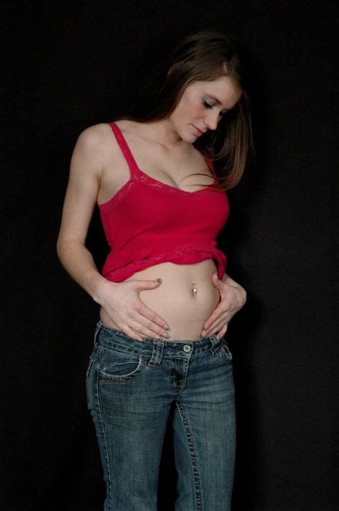 21P Beautiful Pregnant  &amp; Young MILF