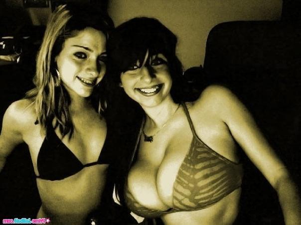 25P Big vs small tits 4