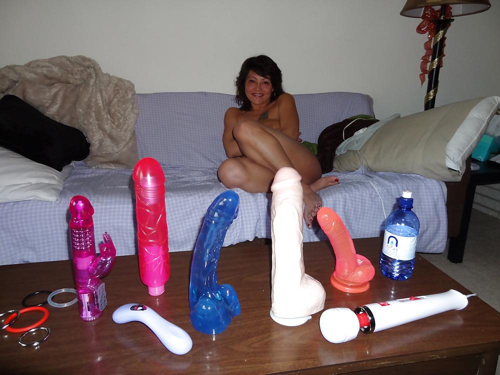 10P Handjobs dildos exhibitionist 