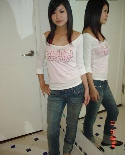 25P Ethnic Girls Gallery 1