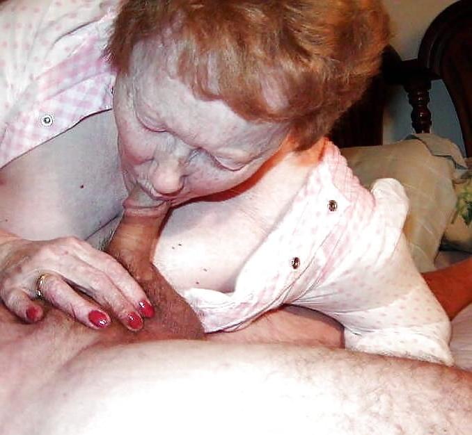 25P OLDER LADIES LIKE SUCKING COCK 43