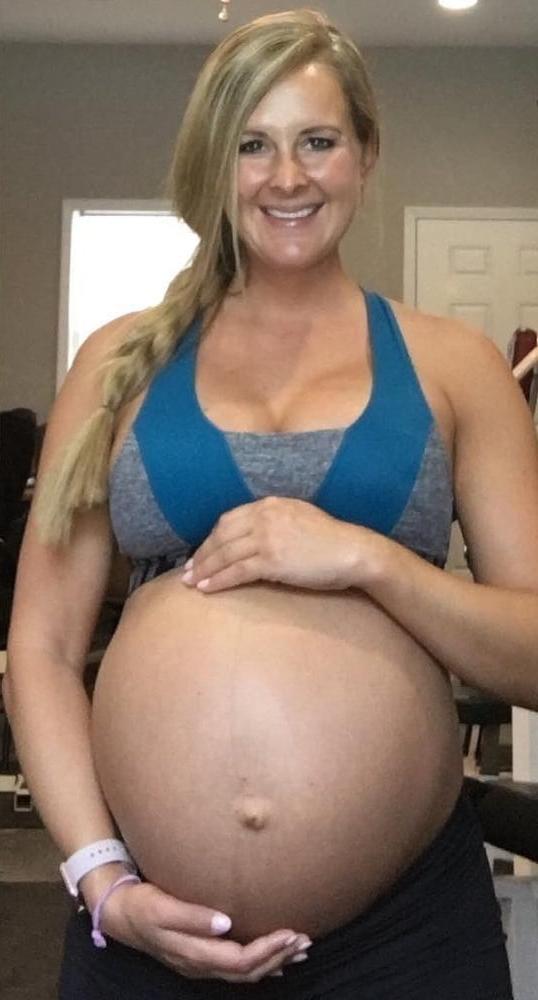 25P Pregnant and Still Sexy 157