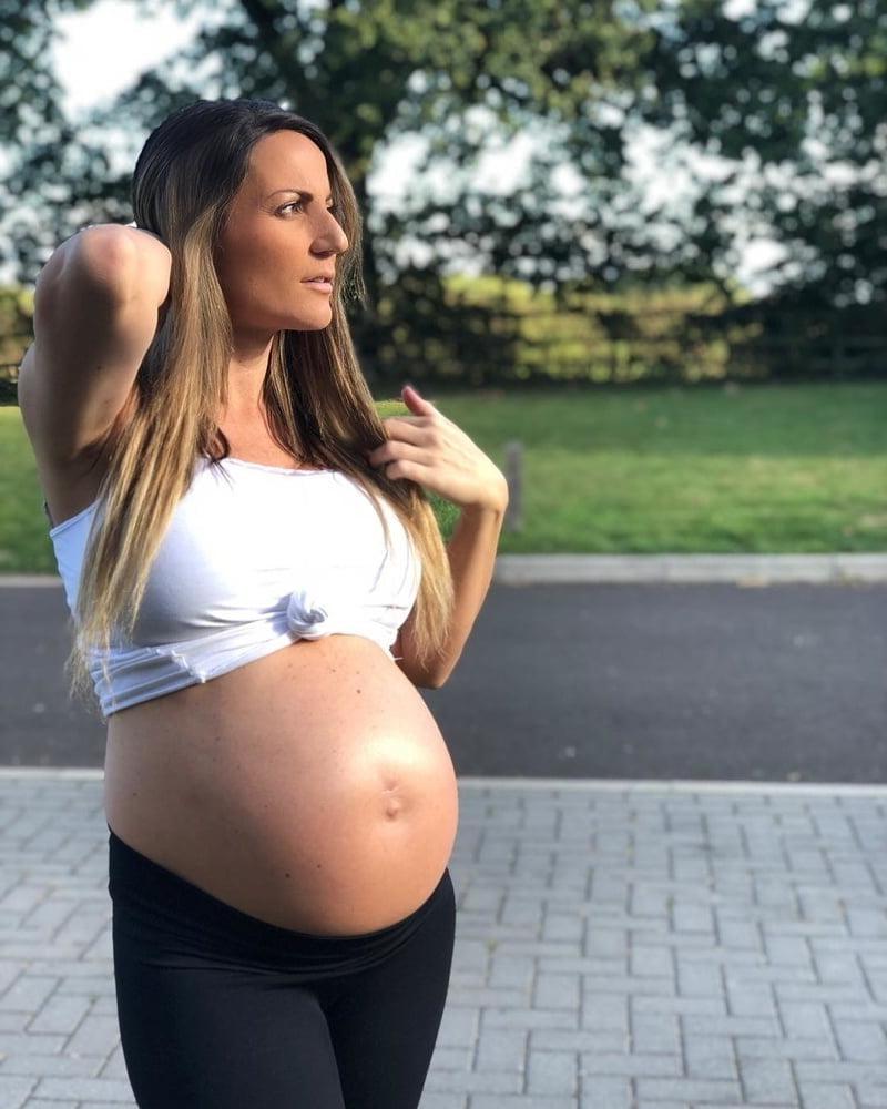 25P Pregnant and Still Sexy 157