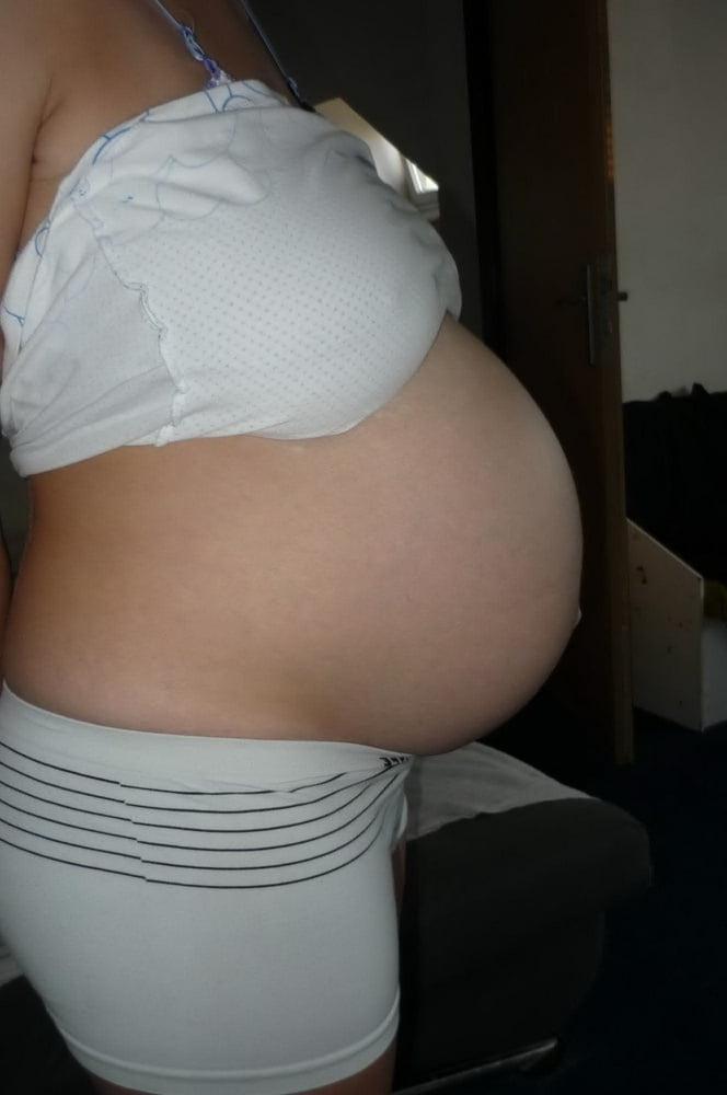 25P Pregnant and Still Sexy 157