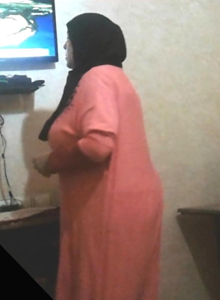 11P BRA OF WHORE MATURE FEMALE 55 Y WHORE