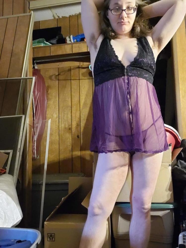 25P Hairy girlfriend
