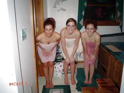 25P Girls after bath