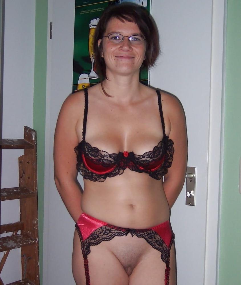 24P The Bra Is The Star